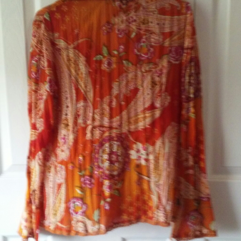 Dressy bell sleeve blouse. - Picture 3 of 4